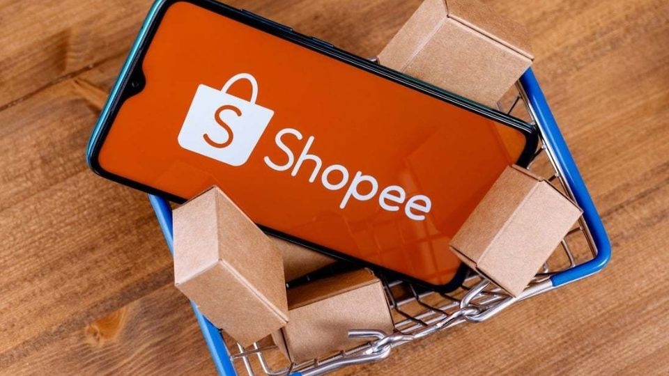 Shopee giảm phí sàn cho một số mặt hàng