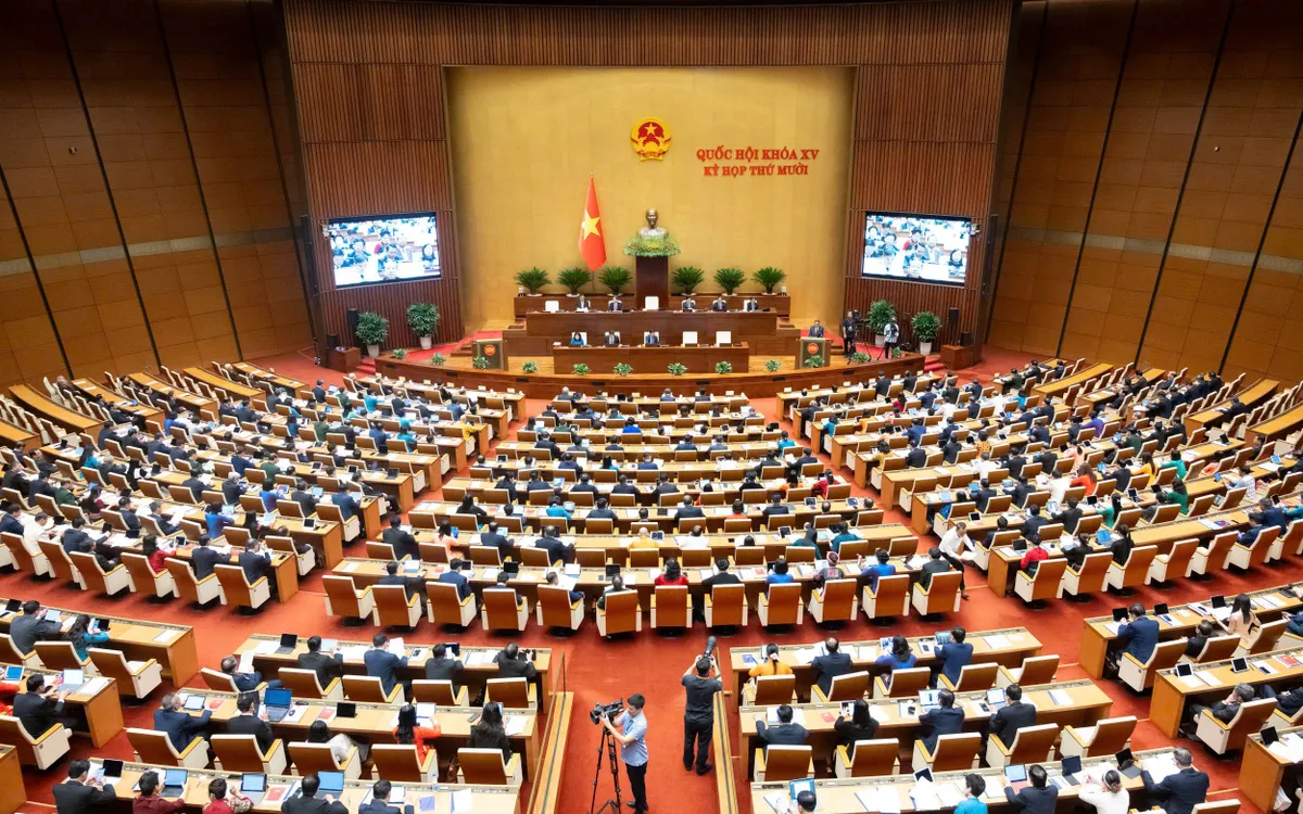 Ngày 27/10, Quốc hội thảo luận về dự thảo Luật Tình trạng khẩn cấp