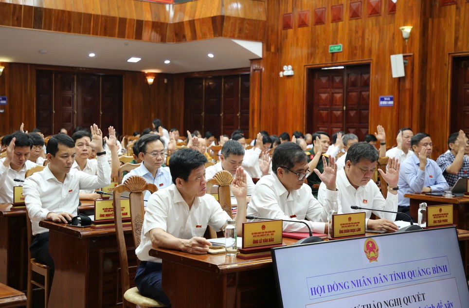 Quảng Bình thông qua nghị quyết sắp xếp đơn vị hành chính cấp xã, tỉnh