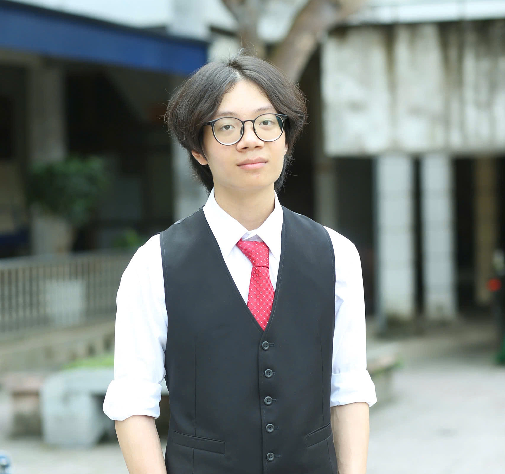 Đỗ thủ khoa tiếng Anh toàn quốc nhờ viết hơn 200 bài luận