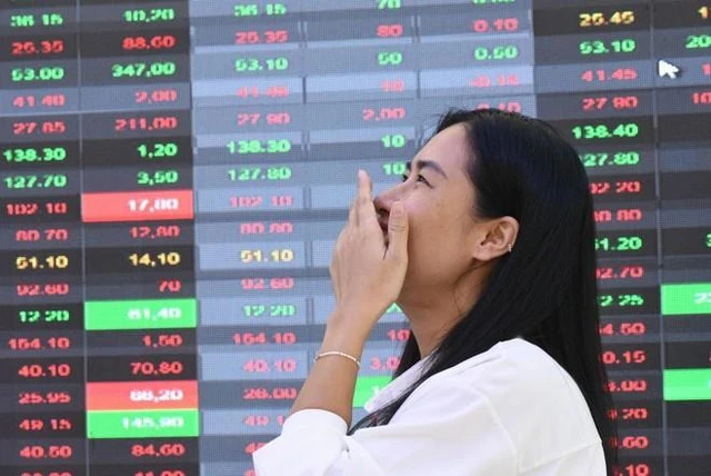 "Cầu vồng sau cơn bão"
