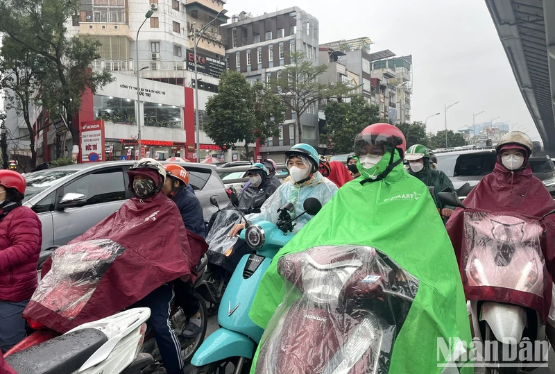 Ngày 25/4, Bắc Bộ có mưa rào và dông vài nơi