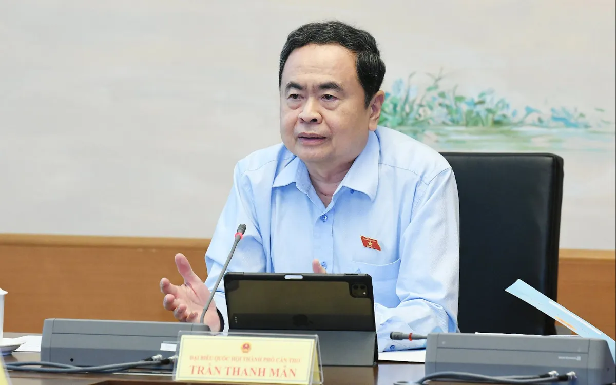 Chủ tịch Quốc hội: Tinh gọn bộ máy phải đi cùng chuyển đổi số, ứng dụng trí tuệ nhân tạo